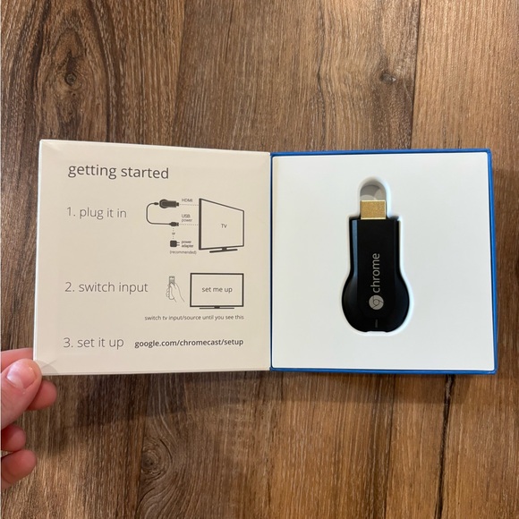Google Chromecast - Picture 2 of 3
